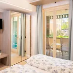 Blue - Apart Otel Bardolino