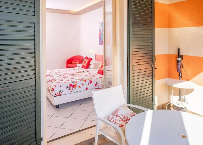 Апарт-отель Blue Lake Residence - Bardolino