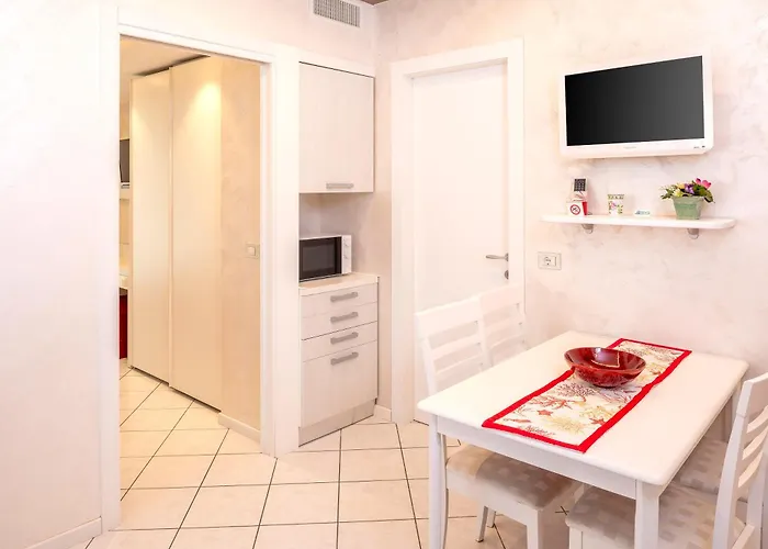 Blue Lake Residence - Bardolino 4* Бардолино