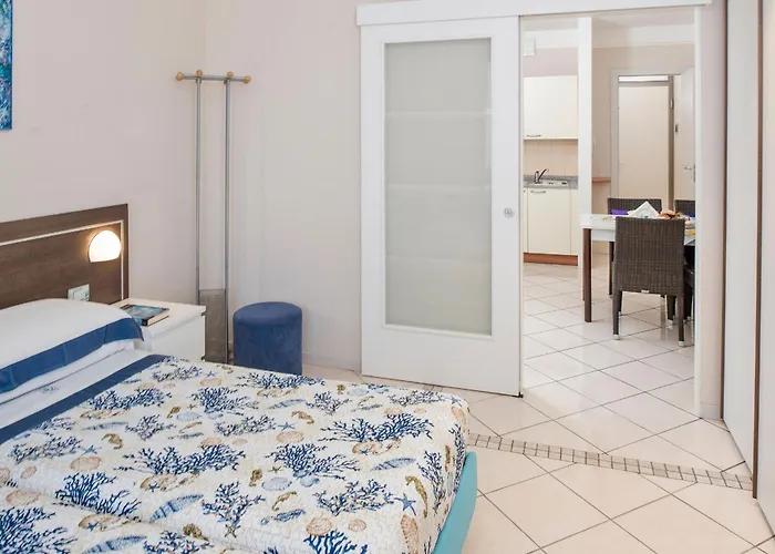 Blue Lake Residence - Bardolino Бардолино