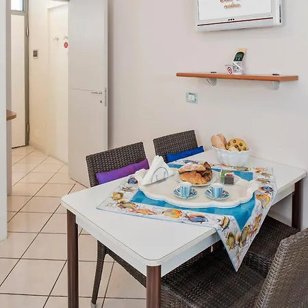 Blue Lake Residence - Bardolino 4*