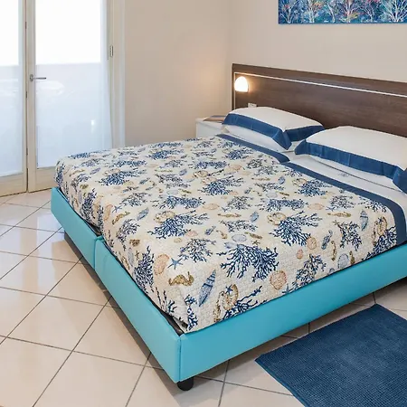 Aparthotel Blue -