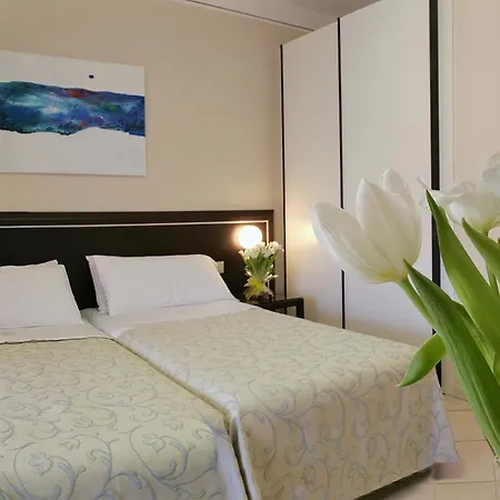 Blue Lake Residence - Bardolino Бардолино