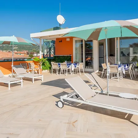 Blue Lake Residence - Bardolino Апарт-отель 3*