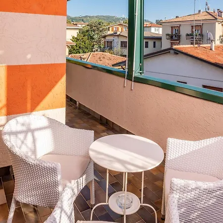 Апарт-отель Blue Lake Residence - Bardolino Бардолино