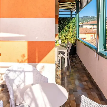 Blue Lake Residence - Bardolino Aparthotel 3*