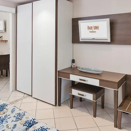 Blue Lake Residence - Bardolino Aparthotel