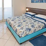 Lägenhetshotell Blue -
