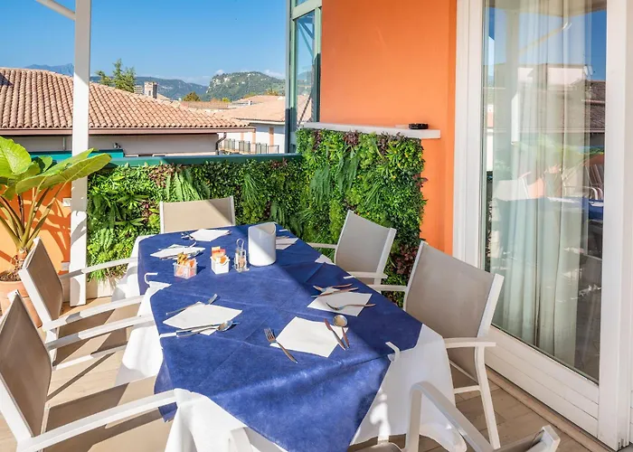 Blue Lake Residence - Bardolino