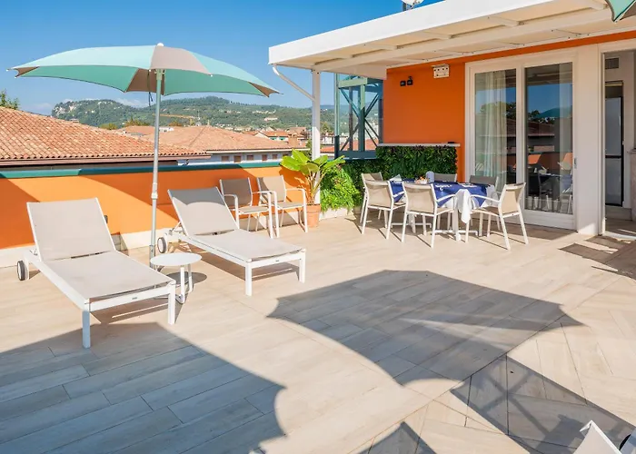 Blue Lake Residence - Bardolino Aparthotel Bardolino