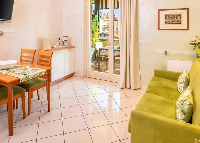 Blue Lake Residence - Bardolino Aparthotel 4*