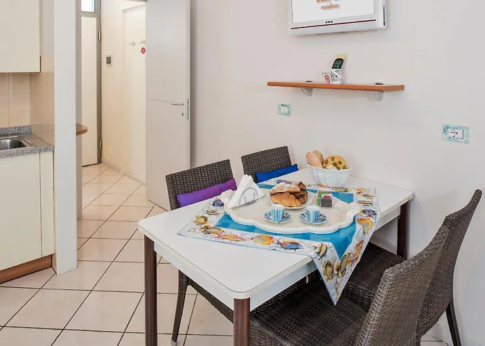 Blue Lake Residence - Bardolino 4*